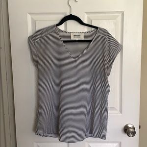 Short sleeve blouse